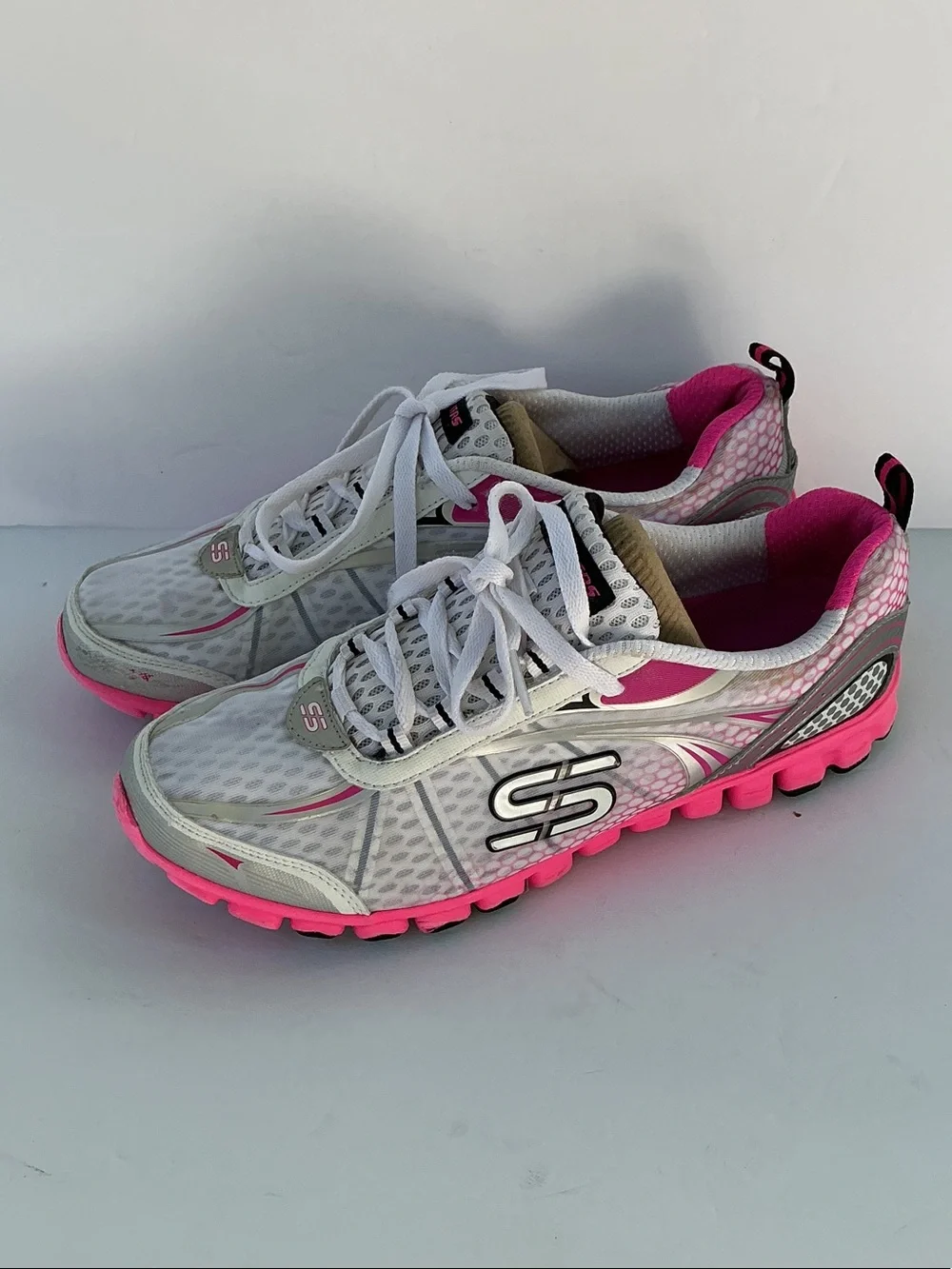 Skechers White and Hot Pink Women's Running Shoes